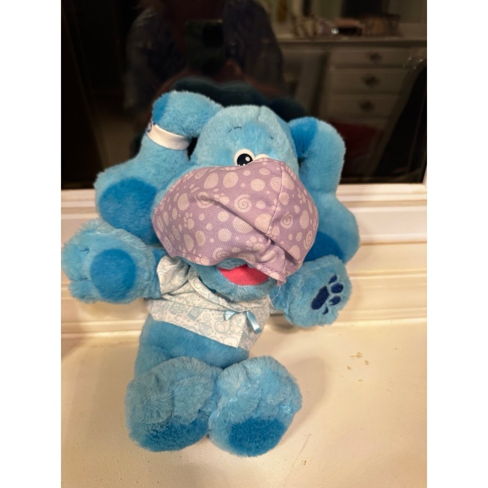 Blues Clues and You Check up time Plush as shown - talking
